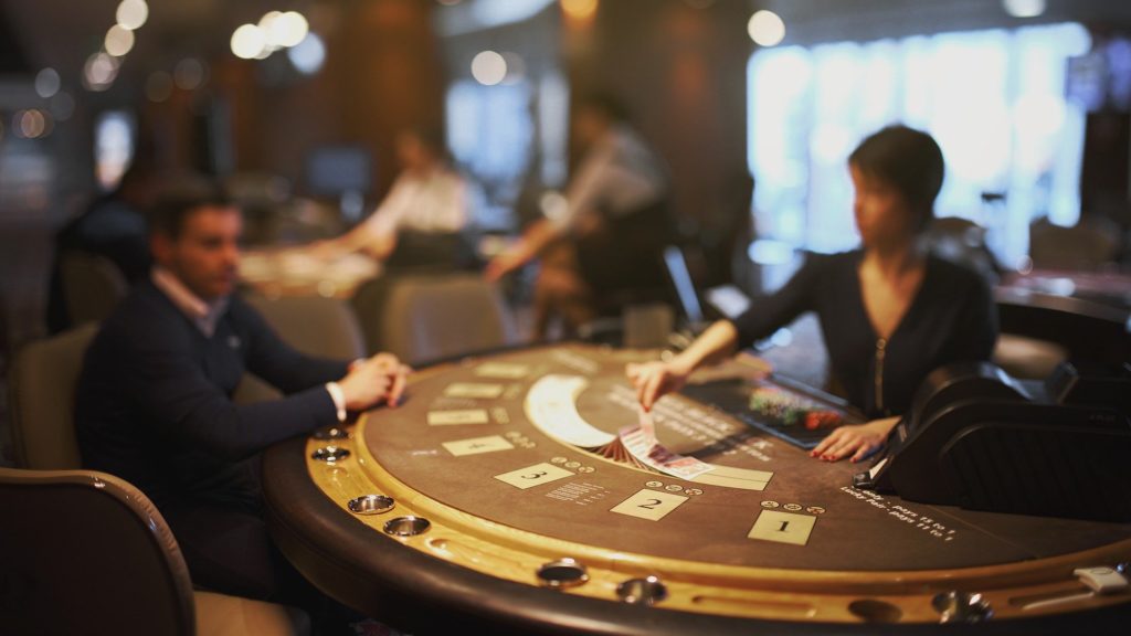Important factors to look at in the blackjack game